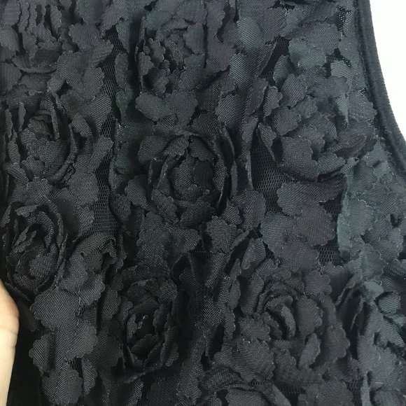 MoaMoa Black 3D Floral Fit Flare Top - Picture 4 of 7